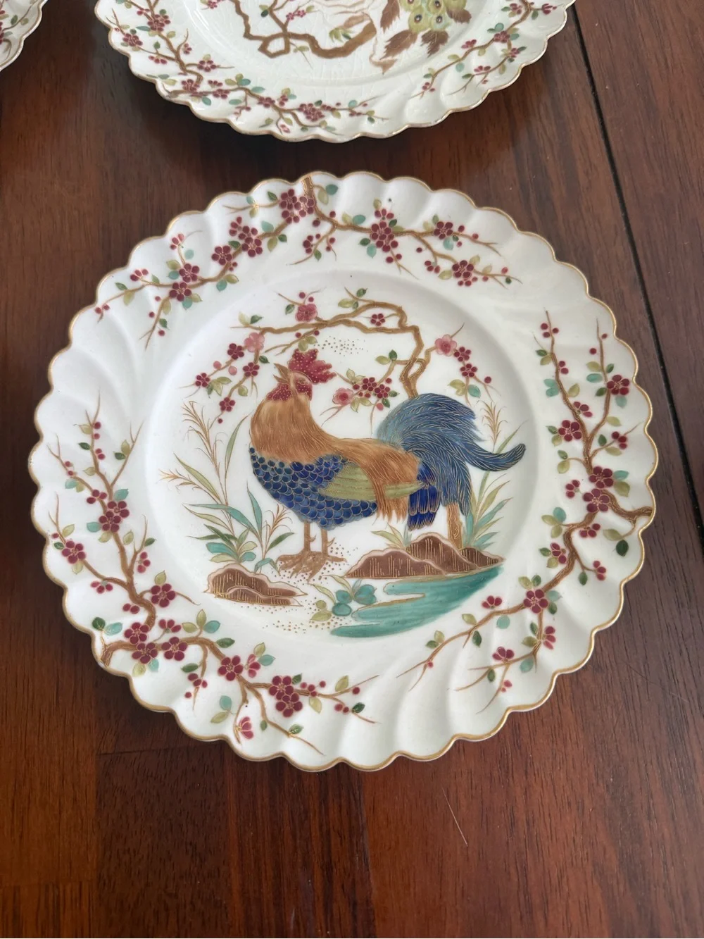 Scalloped Ceramic Dinner Plate with Peacock & Rooster Motifs - White Multi-Color